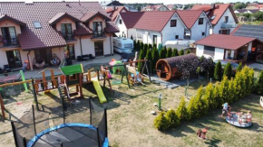 Villa Marcus, Rowy